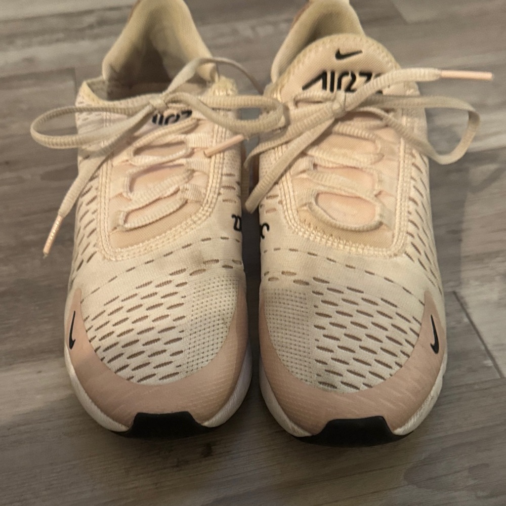 Nike Air Max Beige Sneakers